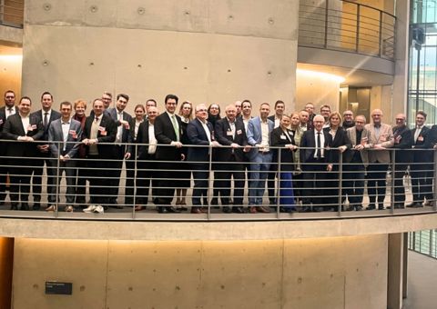 Das Aktionsbündnis zusammen in Berlin im Kanzleramt