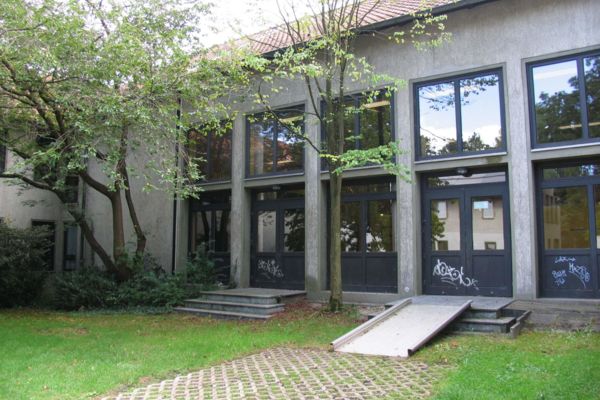 Mehrzweckhalle an der Preinschule