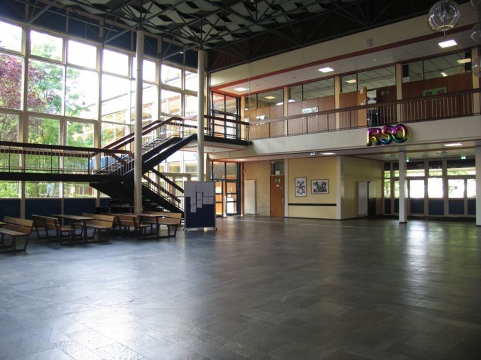 Foyer der Realschule Oberaden