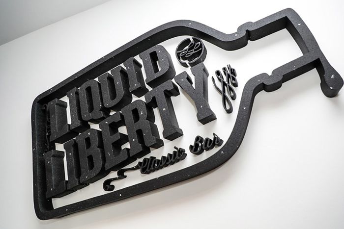Cocktailbar "Liquid Liberty"