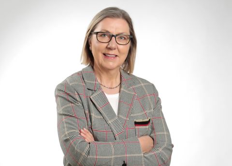 Porträt Christine Busch