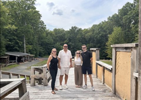Städtepartnerschaft Hettstadt Delegation im Römerpark