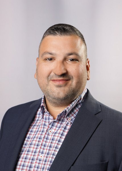 Porträt Julian Deuse