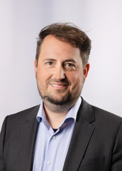 Porträt Dennis Riller